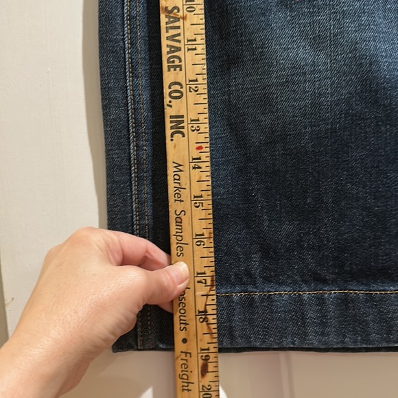 Dolce &Gabbaba denim skirt. Size 40 equals size us 4 - Picture 6 of 7